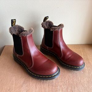 Dr. Martens 2976 Leonore Faux Fur Lined Chelsea Boots Brown-Abruzzo Wp EU 38 US